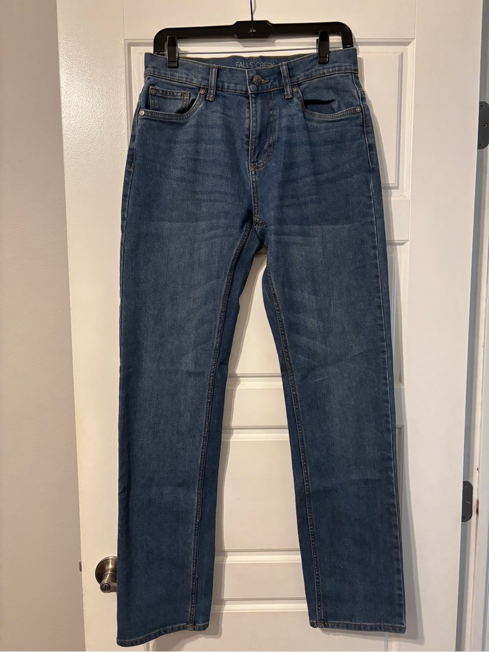 Falls Creek Men's Straight-Leg Medium Blue Jeans 29X32